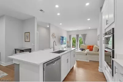 2 Vanderbilt Blvd #403, Florham Park, NJ 07932 - Photo 15