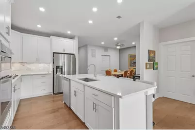 2 Vanderbilt Blvd #403, Florham Park, NJ 07932 - Photo 13