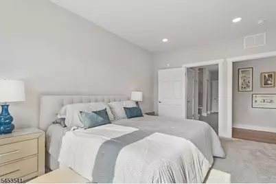 2 Vanderbilt Blvd #403, Florham Park, NJ 07932 - Photo 19