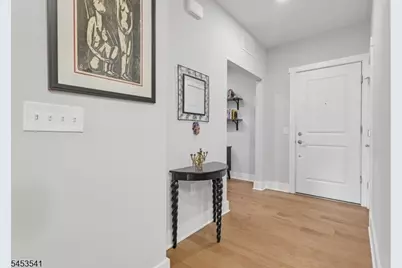 2 Vanderbilt Blvd #403, Florham Park, NJ 07932 - Photo 5