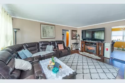 20 Halsey Ave #18, Haledon, NJ 07508 - Photo 3