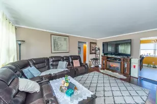 20 Halsey Ave, Haledon, NJ 07508 - Photo 3