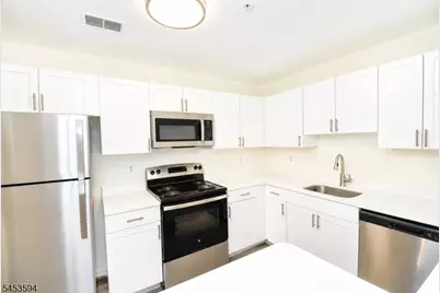 1311 King Ct, Green Brook Township, NJ 08812 - Photo 1