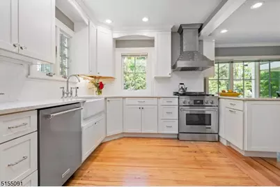 302 Mendham Rd, Mendham Township, NJ 07945 - Photo 9