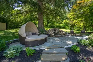 302 Mendham Rd, Mendham Township, NJ 07945 - Photo 3