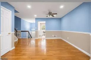 3003 N Oaks Blvd, North Brunswick Township, NJ 08902 - Photo 5