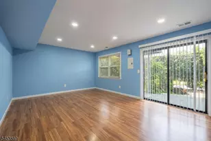 3003 N Oaks Blvd, North Brunswick Township, NJ 08902 - Photo 21