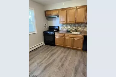 727 Gates Ter, Union Township, NJ 07083 - Photo 3