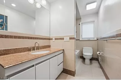4 Arbor Ct, Livingston, NJ 07039 - Photo 25