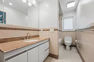 4 Arbor Ct, Livingston, NJ 07039 - Photo 25