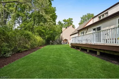 4 Arbor Ct, Livingston, NJ 07039 - Photo 35