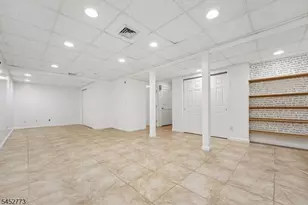 4 Arbor Ct, Livingston, NJ 07039 - Photo 33