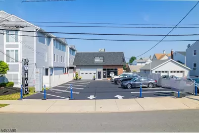 107 Stuyvesant Ave, Lyndhurst Township, NJ 07071 - Photo 1