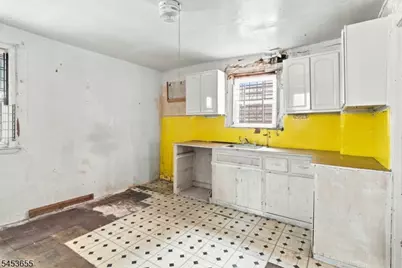 800 S 15th St, Newark, NJ 07108 - Photo 9