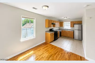 289-291 S 7th St, Newark, NJ 07103 - Photo 9