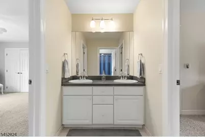 319 Valley View Cir, Freehold Township, NJ 07728 - Photo 31