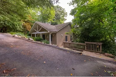 25 Decker Pond Trl, Vernon, NJ 07461 - Photo 3