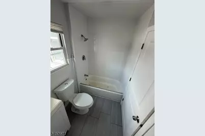92 Ellison St #2B, Paterson, NJ 07505 - Photo 9