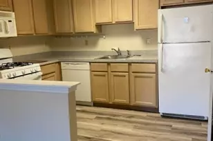 220 Cambridge Ct, Clifton, NJ 07014 - Photo 3