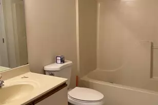 220 Cambridge Ct, Clifton, NJ 07014 - Photo 9