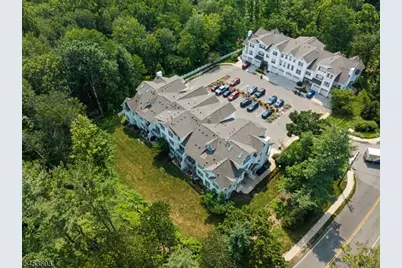 7 Caroline Foster Ct, Morris Township, NJ 07960 - Photo 5