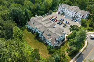 7 Caroline Foster Ct, Morris Township, NJ 07960 - Photo 5
