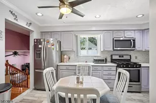 10 Independence Dr, Roselle, NJ 07203 - Photo 17