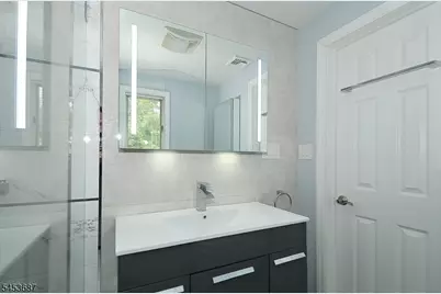 1700 Westover Rd, Linden, NJ 07036 - Photo 19