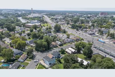 708 E Grand Ave, Rahway, NJ 07065 - Photo 45