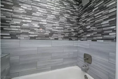 708 E Grand Ave, Rahway, NJ 07065 - Photo 25