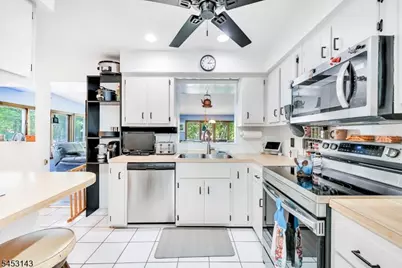 59 Shawnee Rd, Hopatcong, NJ 07843 - Photo 25