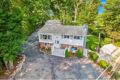 59 Shawnee Rd, Hopatcong, NJ 07843 - Photo 5