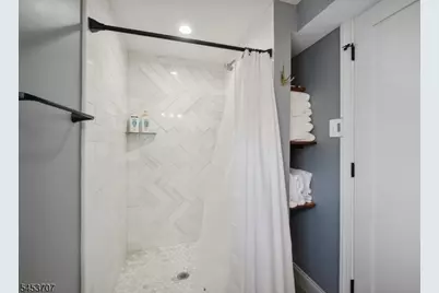 220 Bay Ter, Seaside Heights, NJ 08751 - Photo 11