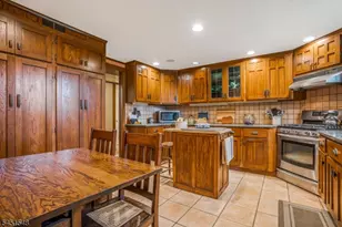 173 Hillcrest Rd, Watchung, NJ 07069 - Photo 9