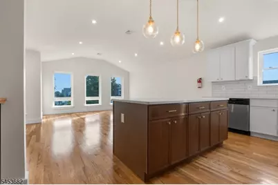 57 Eckert Ave, Newark, NJ 07112 - Photo 3
