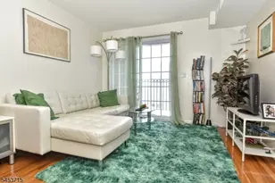 318 54th St, West New York, NJ 07093 - Photo 9