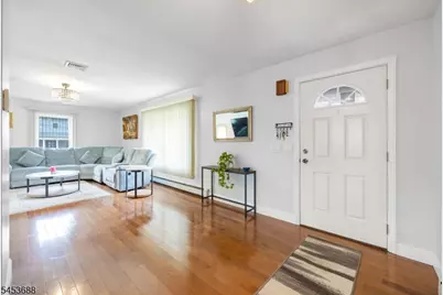 7 Henoch Ave, Clifton, NJ 07013 - Photo 5
