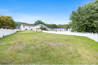 7 Henoch Ave, Clifton, NJ 07013 - Photo 33