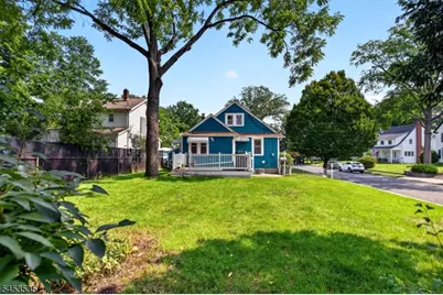1 Perry Pl, Springfield, NJ 07081 - Photo 23