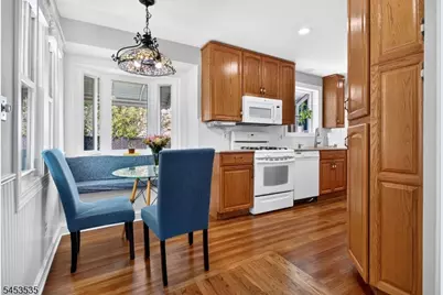 1 Perry Pl, Springfield, NJ 07081 - Photo 17