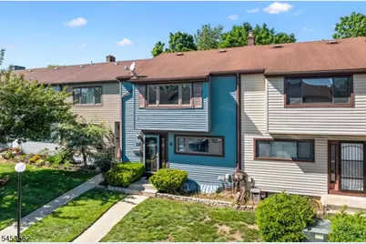 489 Brookside Ln, Hillsborough Township, NJ 08844 - Photo 3