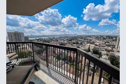 770 Anderson Ave #23N, Cliffside Park, NJ 07010 - Photo 3