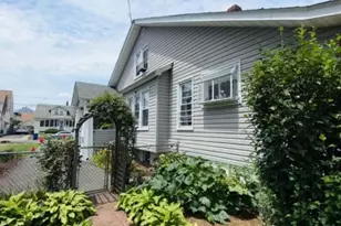 409 E 25th St, Paterson, NJ 07514 - Photo 27