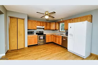 38 Dogwood Dr, Newton, NJ 07860 - Photo 17