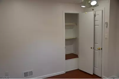 38 Auburn Rd, Parsippany, NJ 07054 - Photo 31