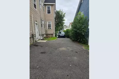 13 Fuller Pl, Irvington, NJ 07111 - Photo 5