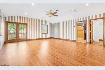 124 Sonora Ave, Woodbridge Township, NJ 08830 - Photo 9