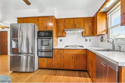 124 Sonora Ave, Woodbridge Township, NJ 08830 - Photo 7