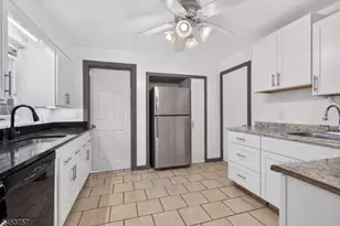 1601 N Stiles St, Linden, NJ 07036 - Photo 15