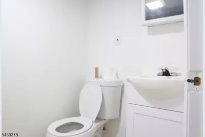 302 N 10th St, Newark, NJ 07107 - Photo 13